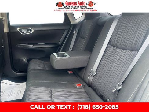 Used 2019 Nissan Sentra SV w/ Special Edition Package FWD image 11