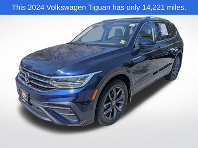 Used 2024 Volkswagen Tiguan SE