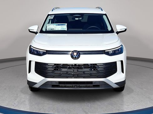New 2026 Volkswagen Tiguan S FWD image 2