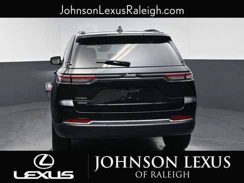 Used 2023 Jeep Grand Cherokee 4WD 4xe image 8