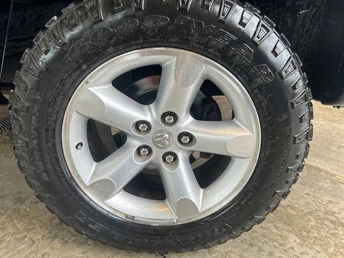 Used 2007 Dodge Ram 1500 Truck SLT w/ Quad Cab Big Horn Value Group image 12