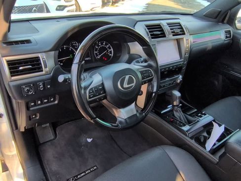 Used 2021 Lexus GX 460 Premium image 2