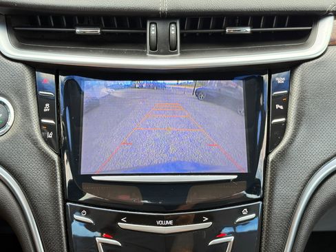 Used 2013 Cadillac XTS Premium image 26