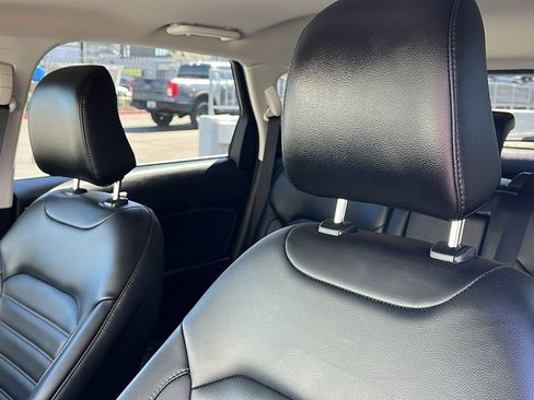 Certified 2024 Ford Edge SEL w/ Convenience Package image 15