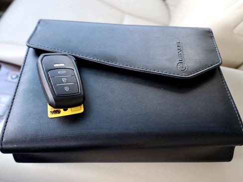 Used 2007 Lexus LS 460 image 12