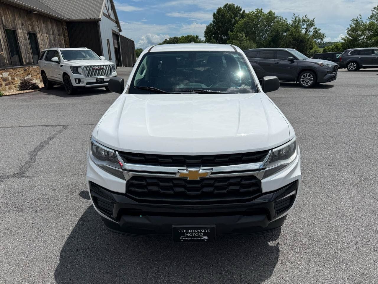 Used 2022 Chevrolet Colorado W/T RWD image 11