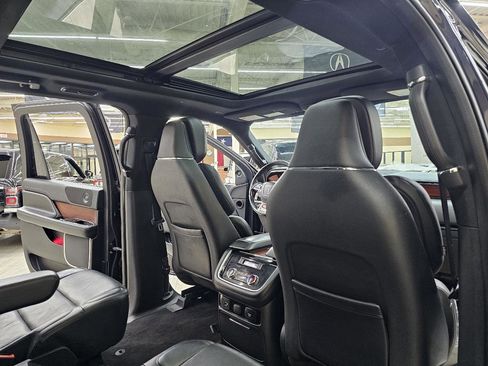 Used 2021 Lincoln Navigator L Reserve image 25