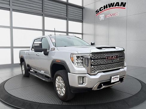 Used 2022 GMC Sierra 2500 Denali AWD/4WD image 2