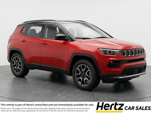 Used 2025 Jeep Compass Trailhawk AWD/4WD image 1