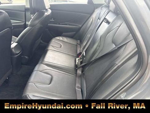 Used 2023 Hyundai Elantra Limited w/ Cargo Package image 14