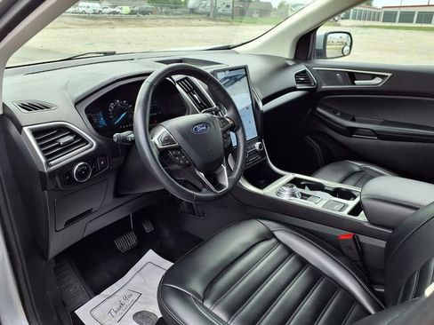 Used 2024 Ford Edge SEL AWD/4WD image 13