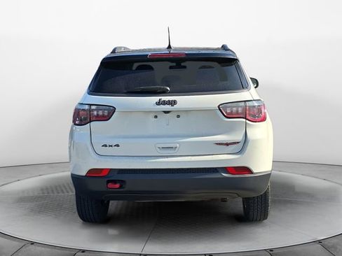 Used 2019 Jeep Compass Trailhawk image 4