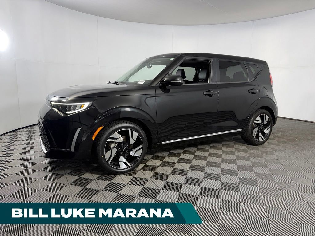Used 2024 Kia Soul GT-Line w/ Option Group 020 FWD image 1