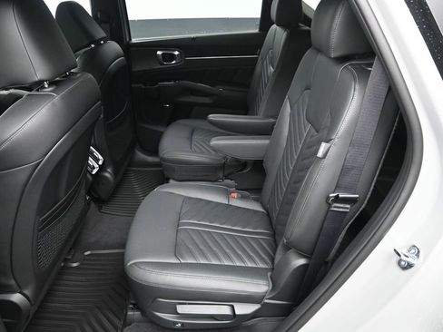 New 2026 Kia Sorento SX Prestige AWD/4WD image 32