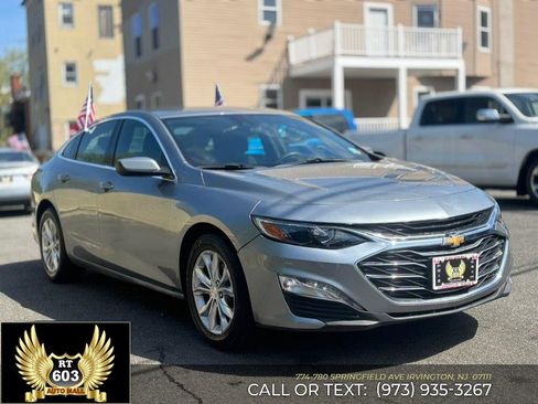 Used 2024 Chevrolet Malibu LT image 3