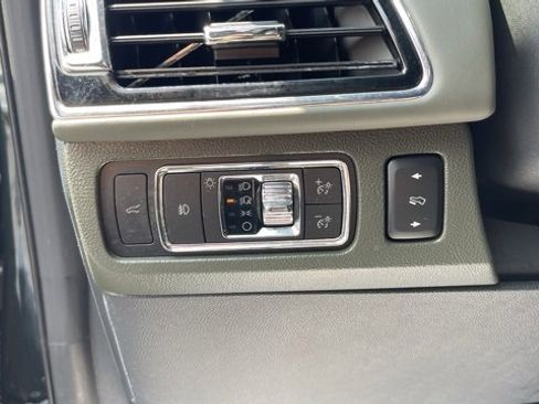 Used 2022 Lincoln Navigator L Black Label image 15