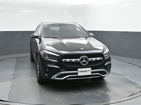 Certified 2025 Mercedes-Benz GLA 250 image 17