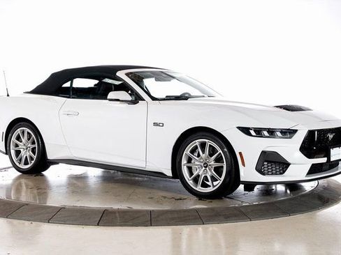Used 2024 Ford Mustang GT Premium image 8