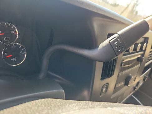 New 2026 GMC Savana 3500 Extended RWD image 22