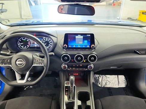 Used 2024 Nissan Sentra SV FWD image 34