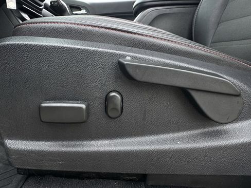 Used 2019 GMC Canyon All Terrain w/ All Terrain X Package AWD/4WD image 25