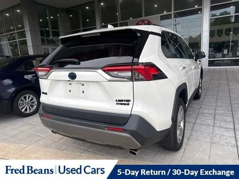 Used 2020 Toyota RAV4 Limited AWD/4WD image 7