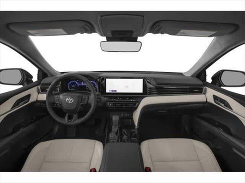 Used 2025 Toyota Camry XLE w/ Premium Plus Package FWD image 5