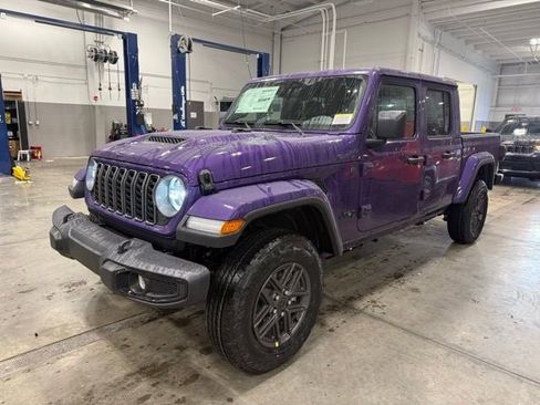New 2026 Jeep Gladiator Sport image 6