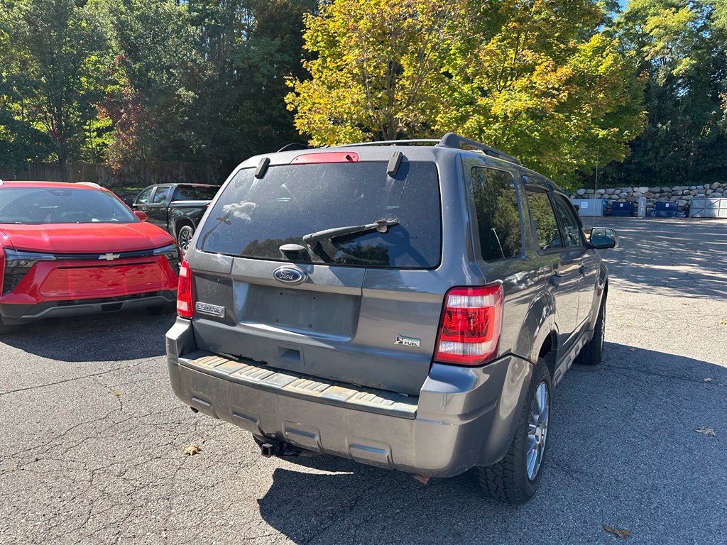 Used 2012 Ford Escape XLT w/ Canadian Comfort Pkg FWD image 5