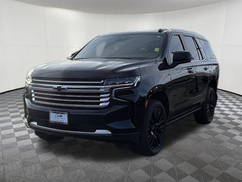 Used 2023 Chevrolet Tahoe High Country image 3