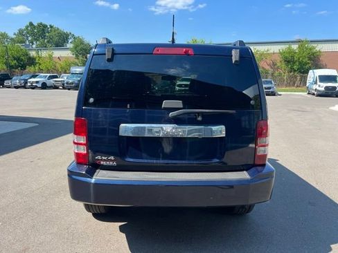 Used 2012 Jeep Liberty Sport AWD/4WD image 6