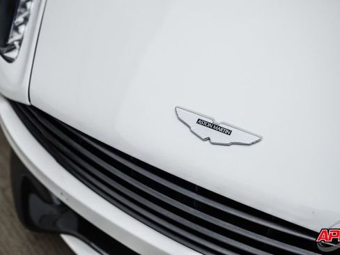 Used 2016 Aston Martin Vanquish Volante image 49