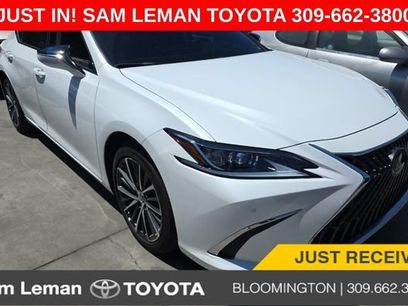 Used 2025 Lexus ES 300h w/ Premium Package