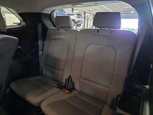 Used 2017 Hyundai Santa Fe SE image 13