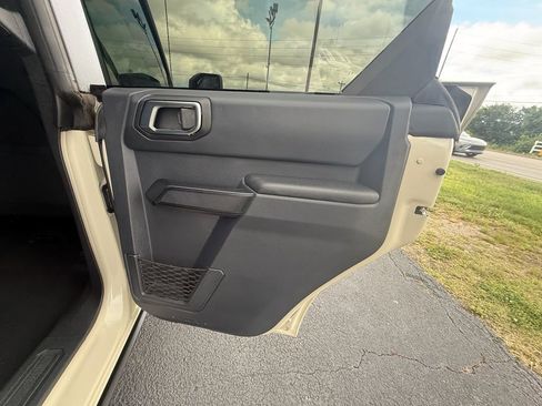 Used 2025 Ford Bronco 4-Door AWD/4WD image 20