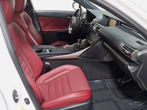 Used 2016 Lexus IS 300 AWD image 28