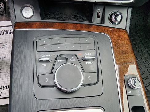 Used 2018 Audi Q5 Premium Plus w/ Premium Plus Package image 18