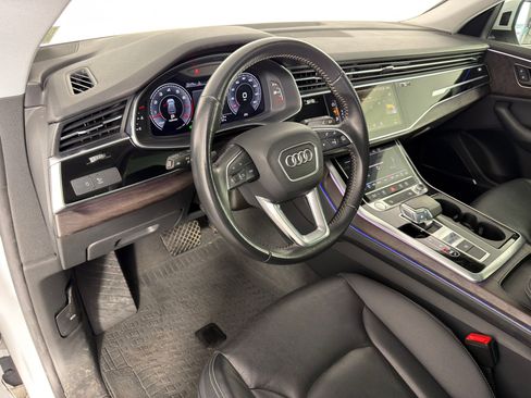 Used 2020 Audi Q8 Premium Plus w/ Premium Plus Package image 4