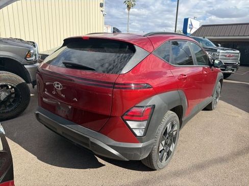 Used 2025 Hyundai Kona SEL image 3
