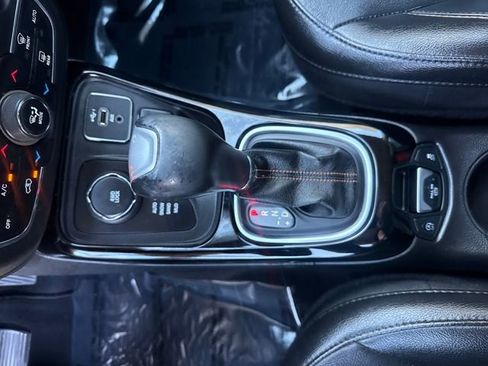 Used 2020 Jeep Compass Limited image 18