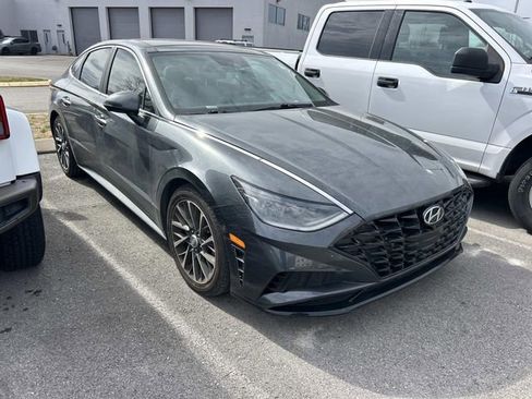 Used 2022 Hyundai Sonata Limited w/ Cargo Package image 3