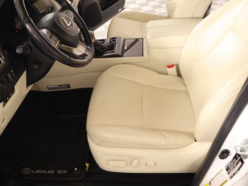 Used 2020 Lexus GX 460 Luxury w/ Off Road Package AWD/4WD image 12