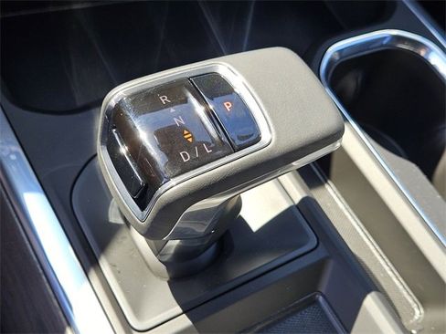 New 2024 GMC Sierra 1500 SLT w/ SLT Premium Plus Package image 28