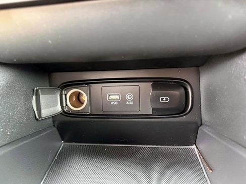Used 2019 Hyundai Santa Fe SE FWD image 29