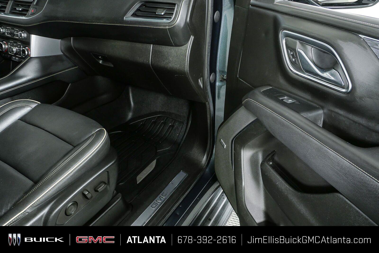 Used 2021 GMC Yukon SLT w/ SLT Premium Package RWD image 28