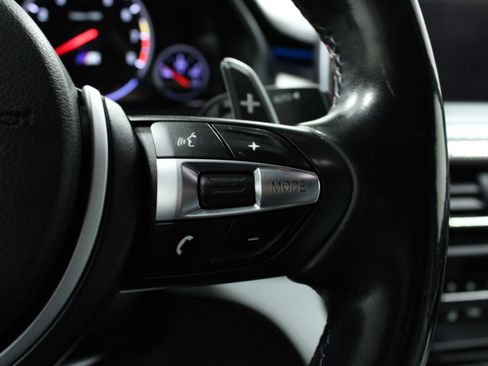Used 2015 BMW X6 M image 20