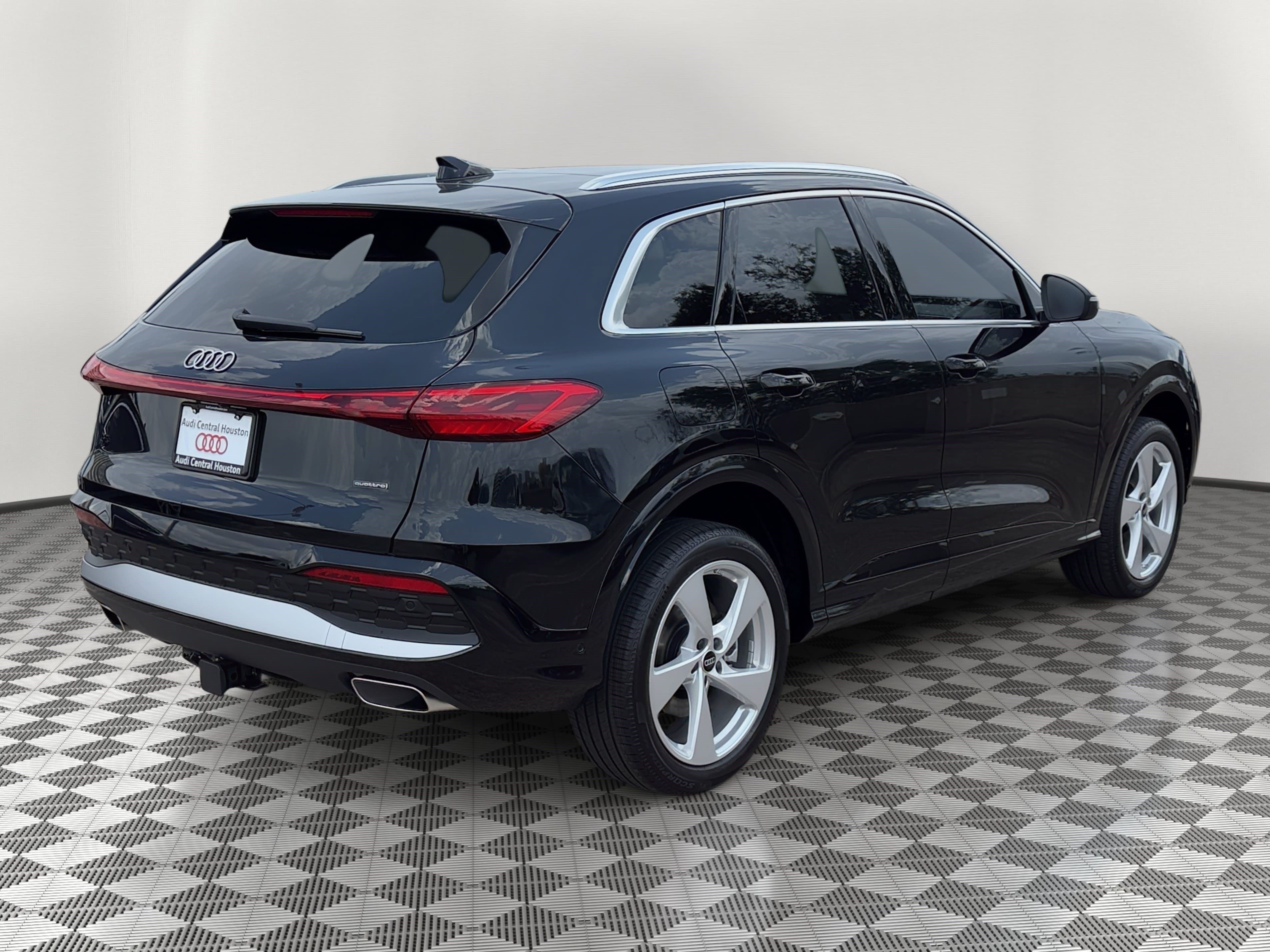 New 2026 Audi Q5 Premium Plus AWD/4WD image 9