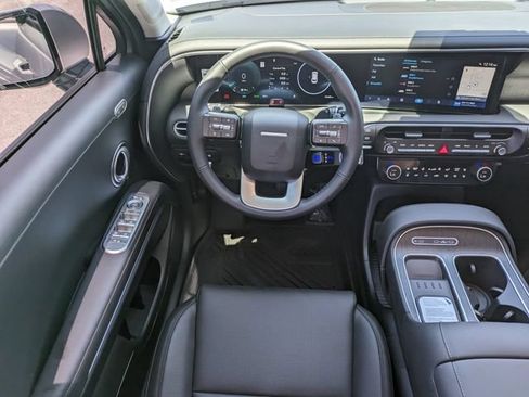 Used 2026 Hyundai Palisade SEL Premium FWD image 16