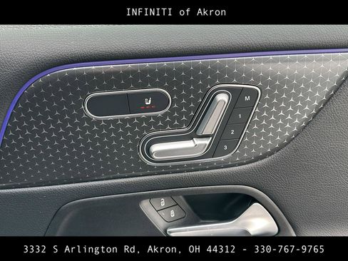 Used 2024 Mercedes-Benz GLB 250 4MATIC image 23