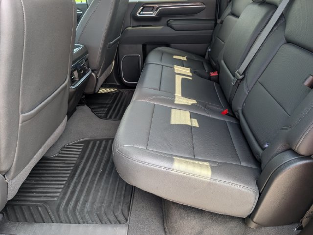 Used 2025 Chevrolet Silverado 2500 LTZ w/ LTZ Plus Package AWD/4WD image 32